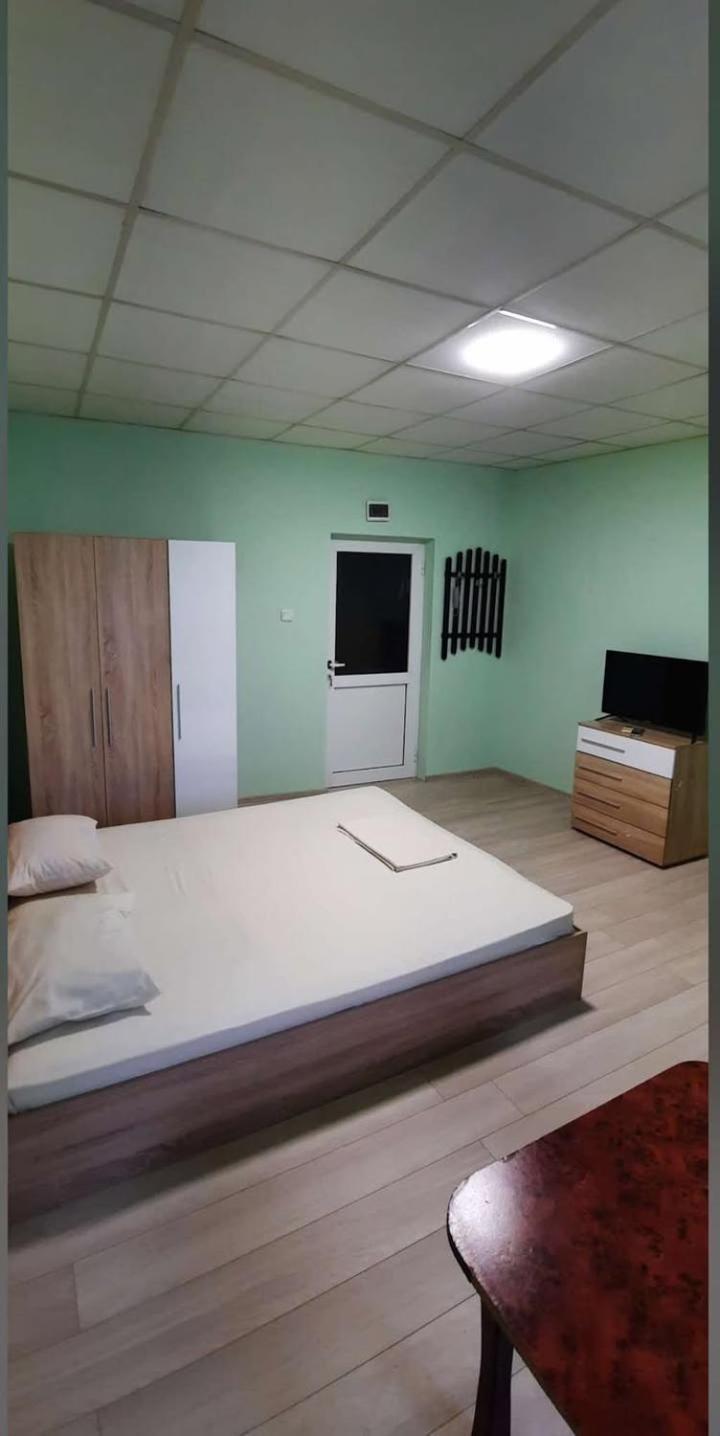 Хотел Елит Kostinbrod Extérieur photo